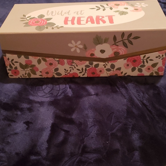 na Other - New keepsake storage box